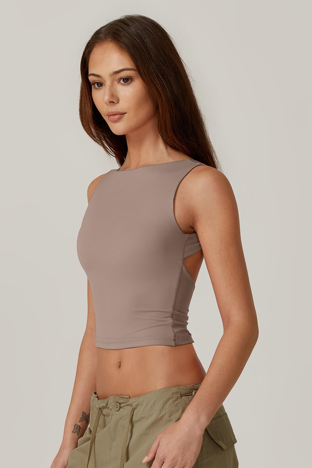 Nua High Neck Crop Top - Bambuá Nation
